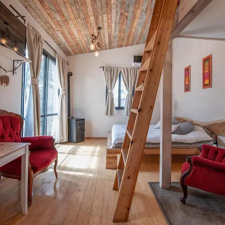 Gate Away B&B Units - המקום באל רום Exterior photo