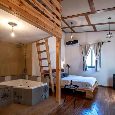 Gate Away B&B Units - המקום באל רום Exterior photo